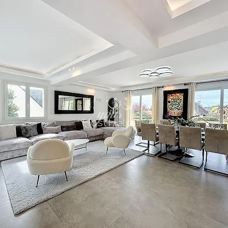 Touquaise Yourhosthelper Villa *