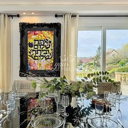 Touquaise Yourhosthelper Villa