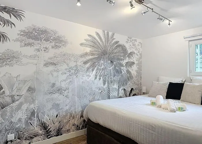 Touquaise Yourhosthelper Villa