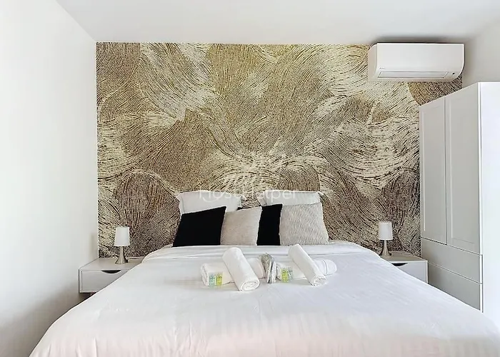 Touquaise Yourhosthelper Villa *